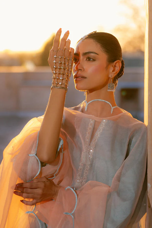 3 Piece - Premium Embroidered Lawn Suit