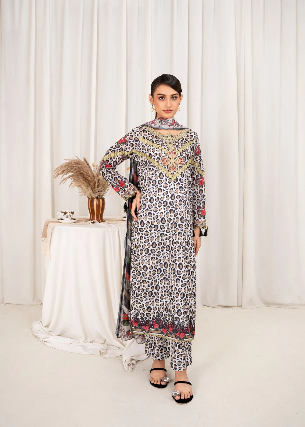 Poly Lawn Kurta Set 3 Piece