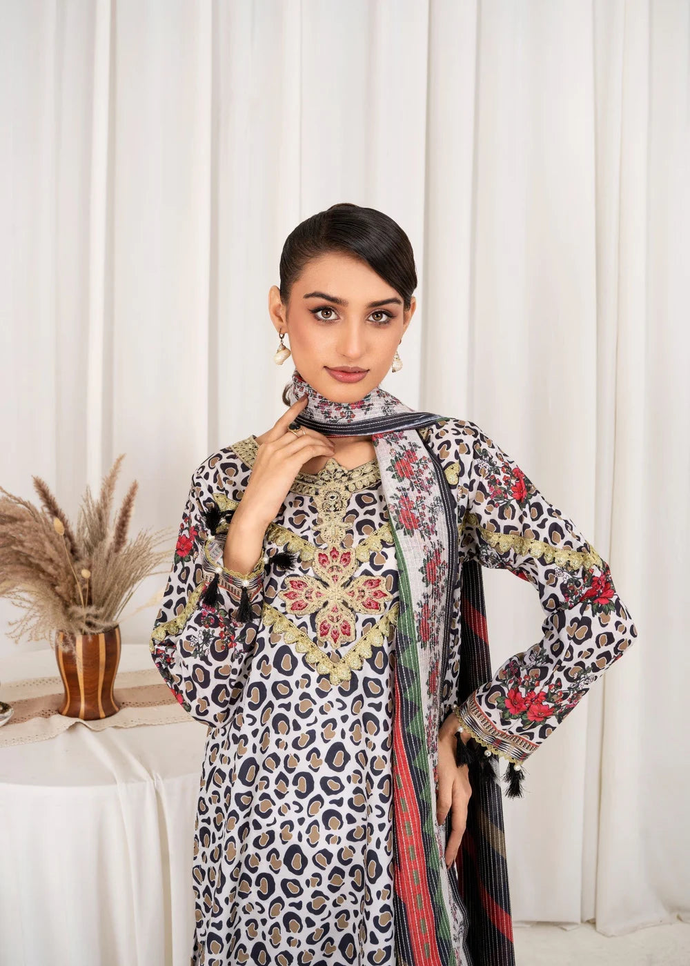 Poly Lawn Kurta Set 3 Piece