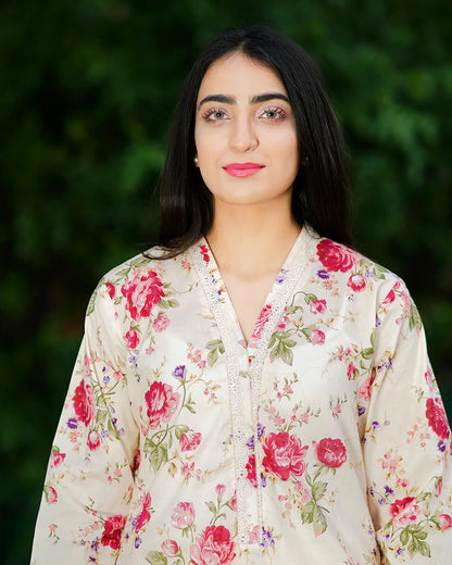 Vintage Rose Garden 3-Piece Premium Lawn Suit