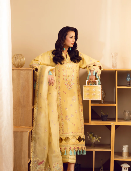 3 Piece - Embroidered Lawn Suit Unstitched