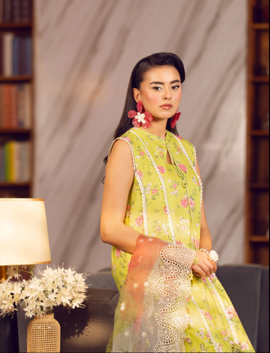 3 Piece - Embroidered Lawn Suit Unstitched