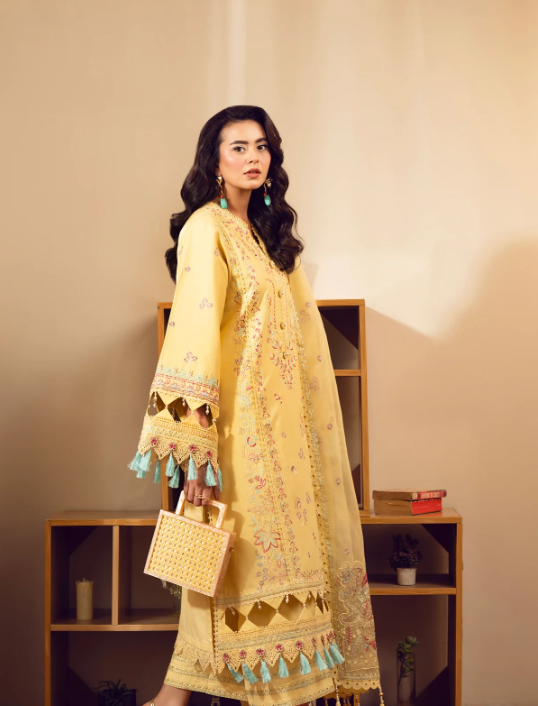 3 Piece - Embroidered Lawn Suit Unstitched