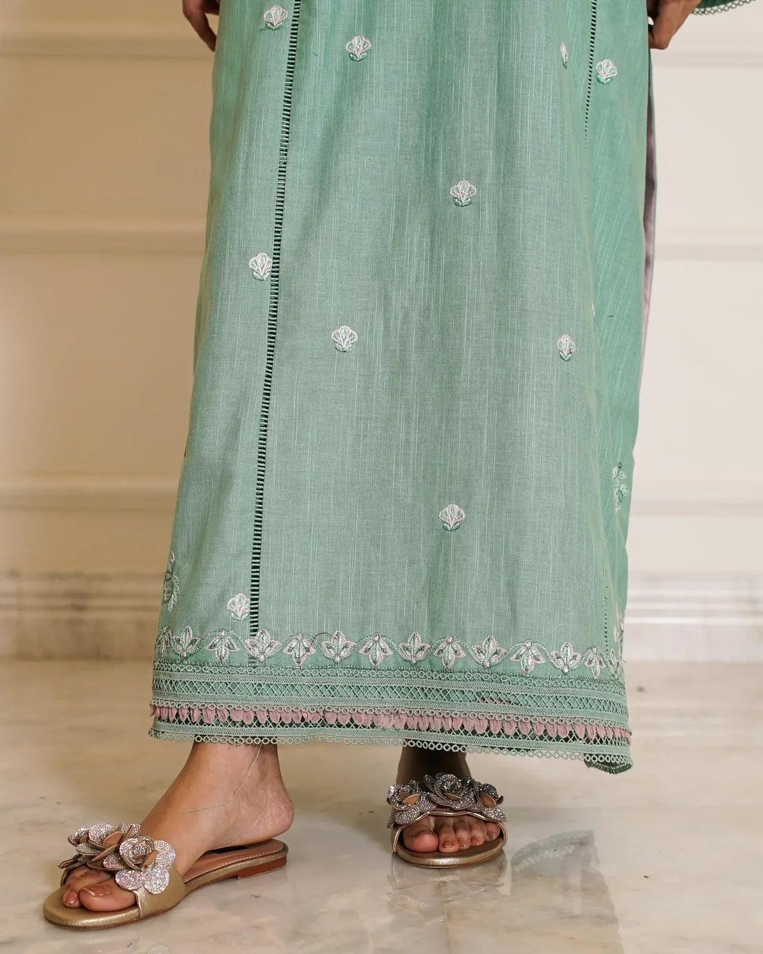 Mint Breeze – Embroidered 3-Piece Khaddar Suit with Wool Shawl
