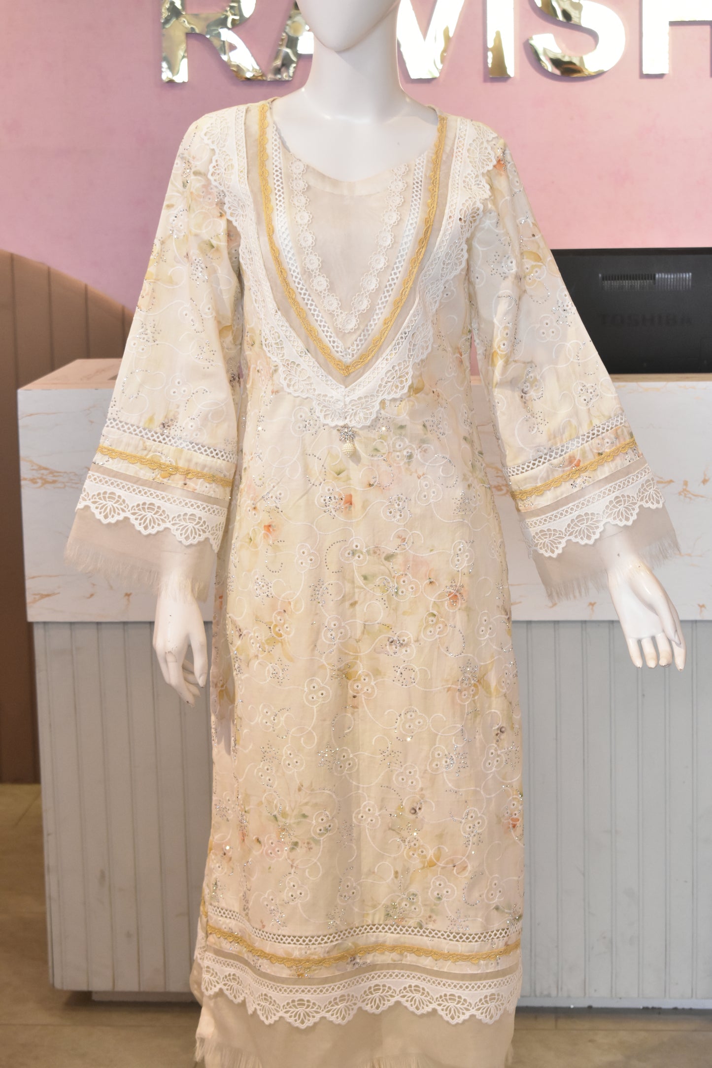 Artisanal Ivory Blossom Hand-Embroidered Soft Cotton 3-Piece