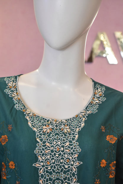 Enchanting Emerald Green Embroidered 3-Piece Cotton Suit