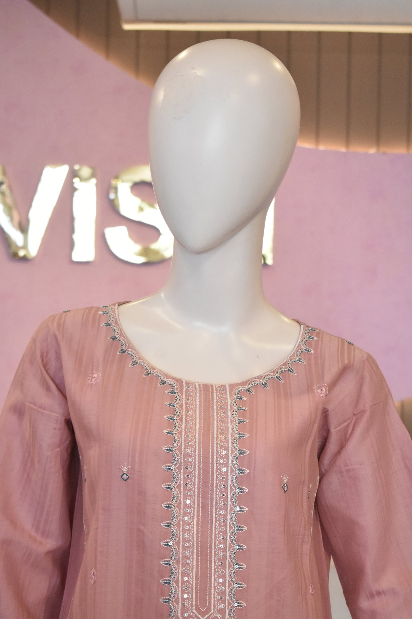 Elegant Dusty Rose Embroidered 2-Piece Cotton Lawn Suit with Chikankari Cutwork Border
