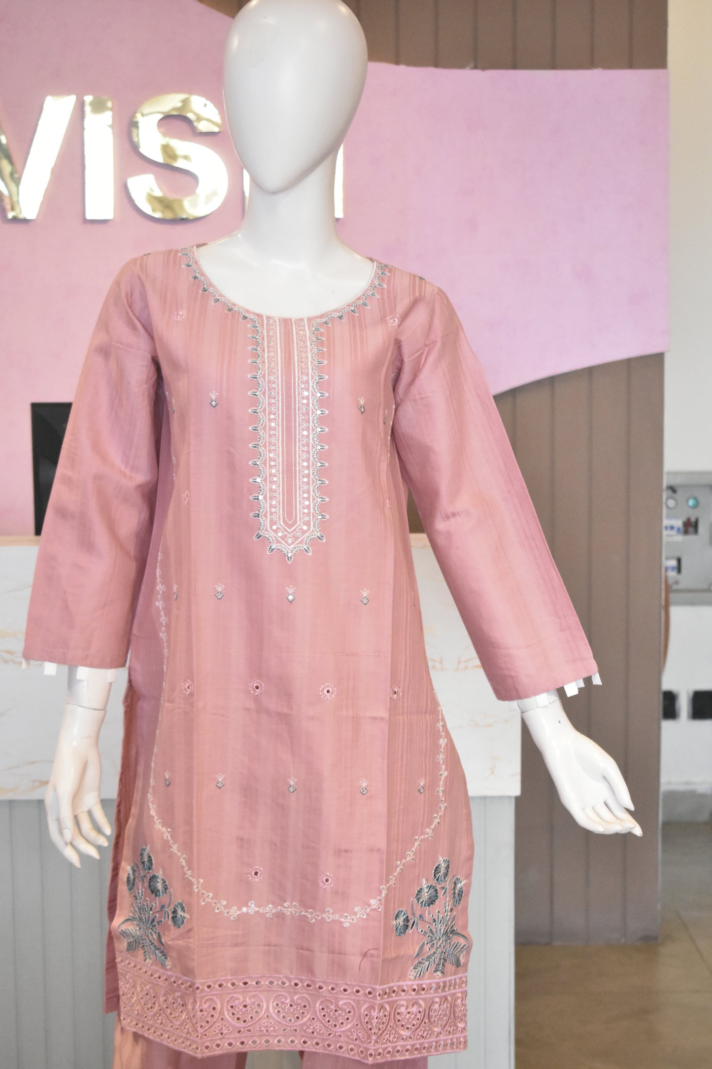 Elegant Dusty Rose Embroidered 2-Piece Cotton Lawn Suit with Chikankari Cutwork Border