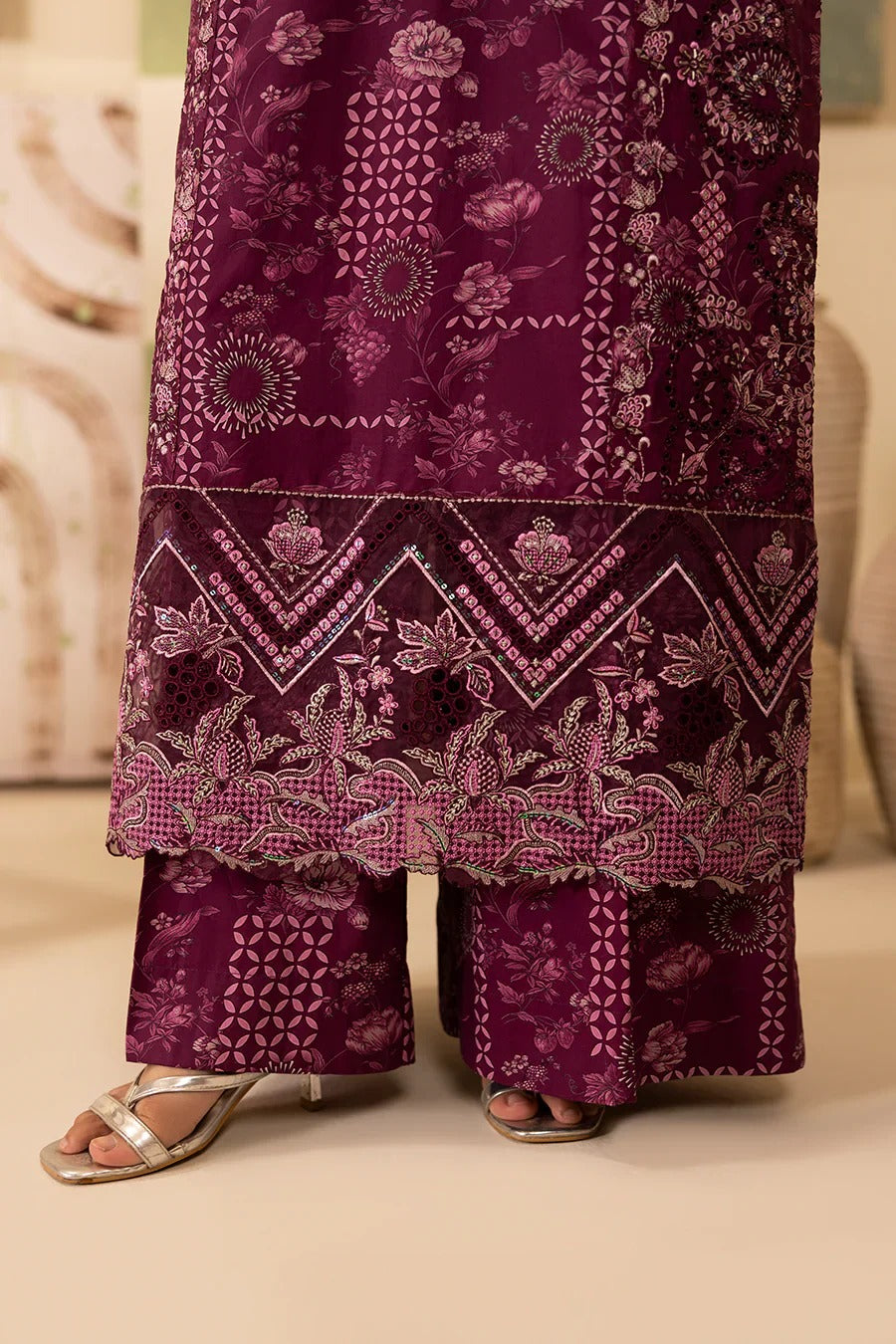 Elegant Plum Printed Lawn Suit with Embroidered Details & Chiffon Dupatta