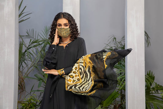 Sophisticated Jet Black Georgette 2-Piece Cord Set with Pleated Tunic and Trousers