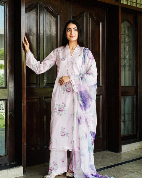 Blush Blossom – Premium 3-Piece Printed Lawn Suit