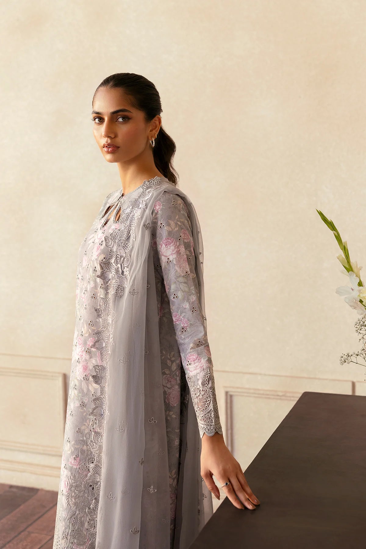 3 Piece - Embroidered Lawn Suit Unstitched With Chiffon Dupatta