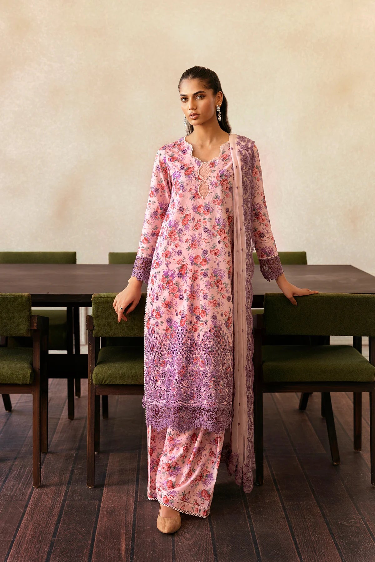 3 Piece - Embroidered Lawn Suit Unstitched With Chiffon Dupatta