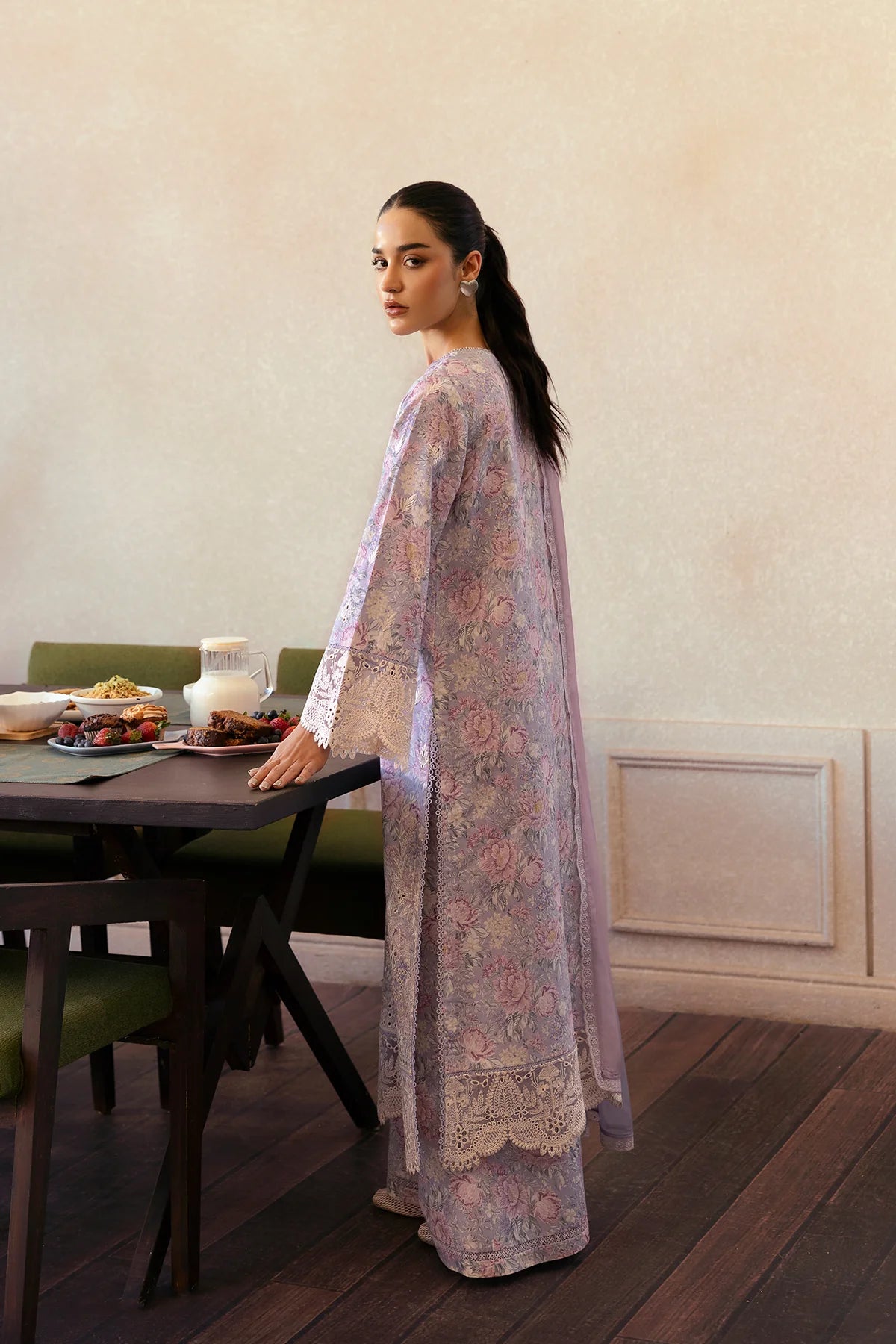 3 Piece - Embroidered Lawn Suit Unstitched With Chiffon Dupatta