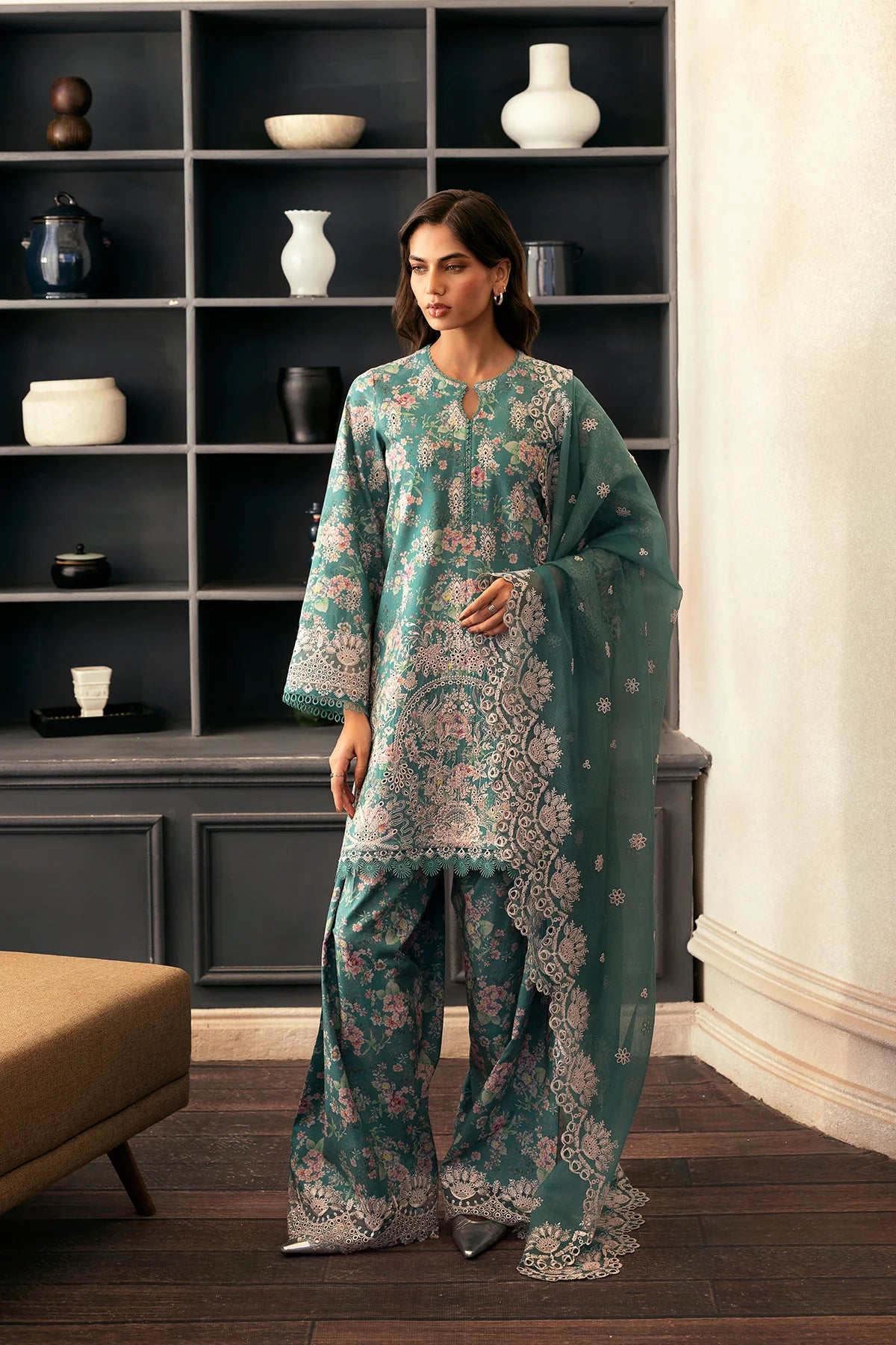 3 Piece - Embroidered Lawn Suit Unstitched
